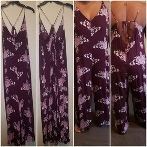 Aeropostale XL floral V neck jumpsuit